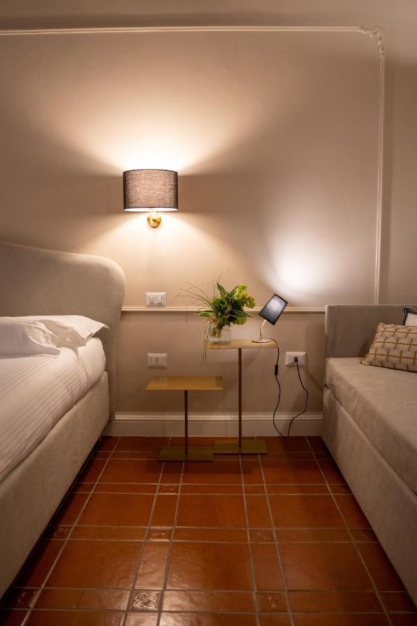 Casa Almika Principe Amedeo Hotel Bari Kültér fotó