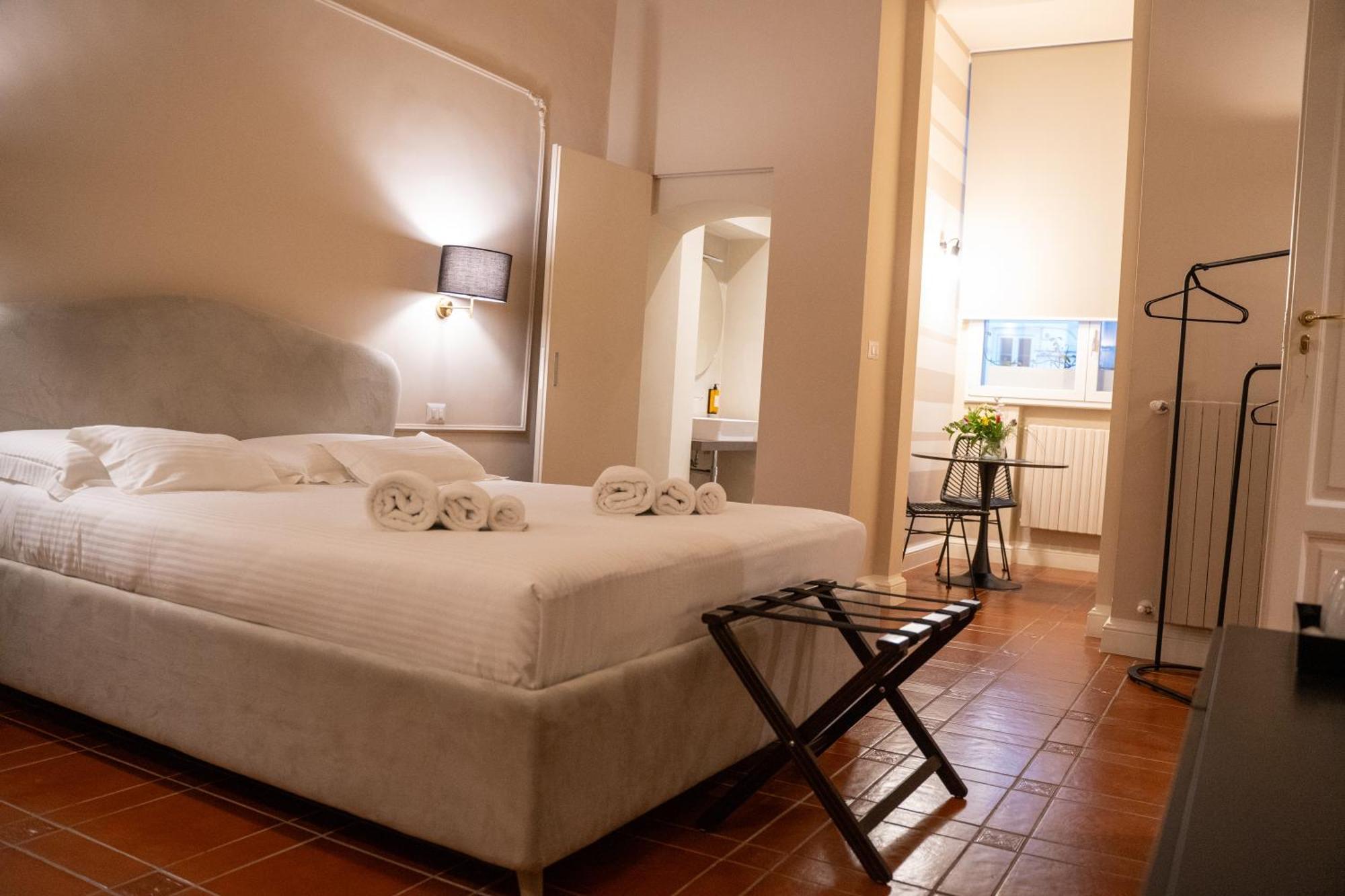 Casa Almika Principe Amedeo Hotel Bari Kültér fotó