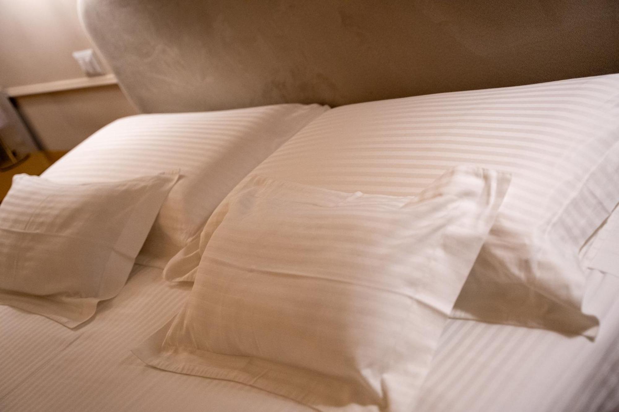 Casa Almika Principe Amedeo Hotel Bari Kültér fotó